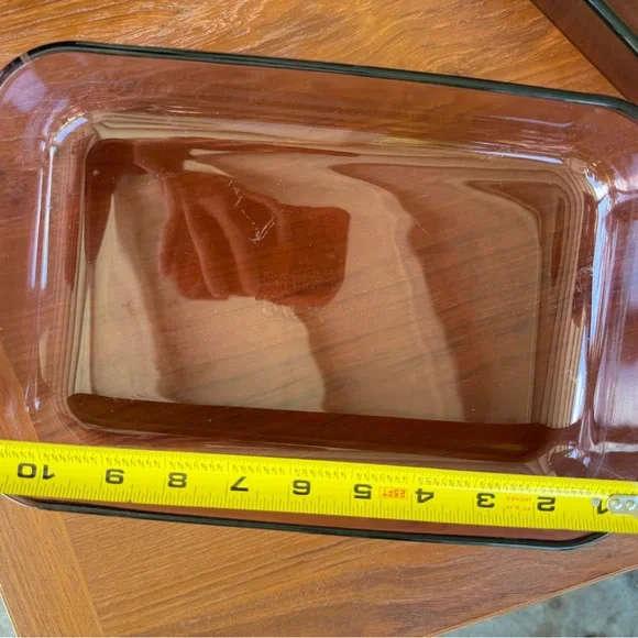 Pyrex Vintage Cranberry Baking Dish Set w/ 8” Square & 11” x 7.5” Rectangle Pans - Picture 4 of 16